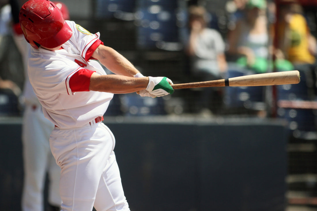 竹バットを使用するメリット・デメリット、木製バットとの違いとは?